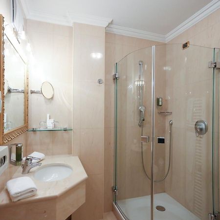 Cityhotel Goldener Adler B&B Chiusa Eksteriør bilde