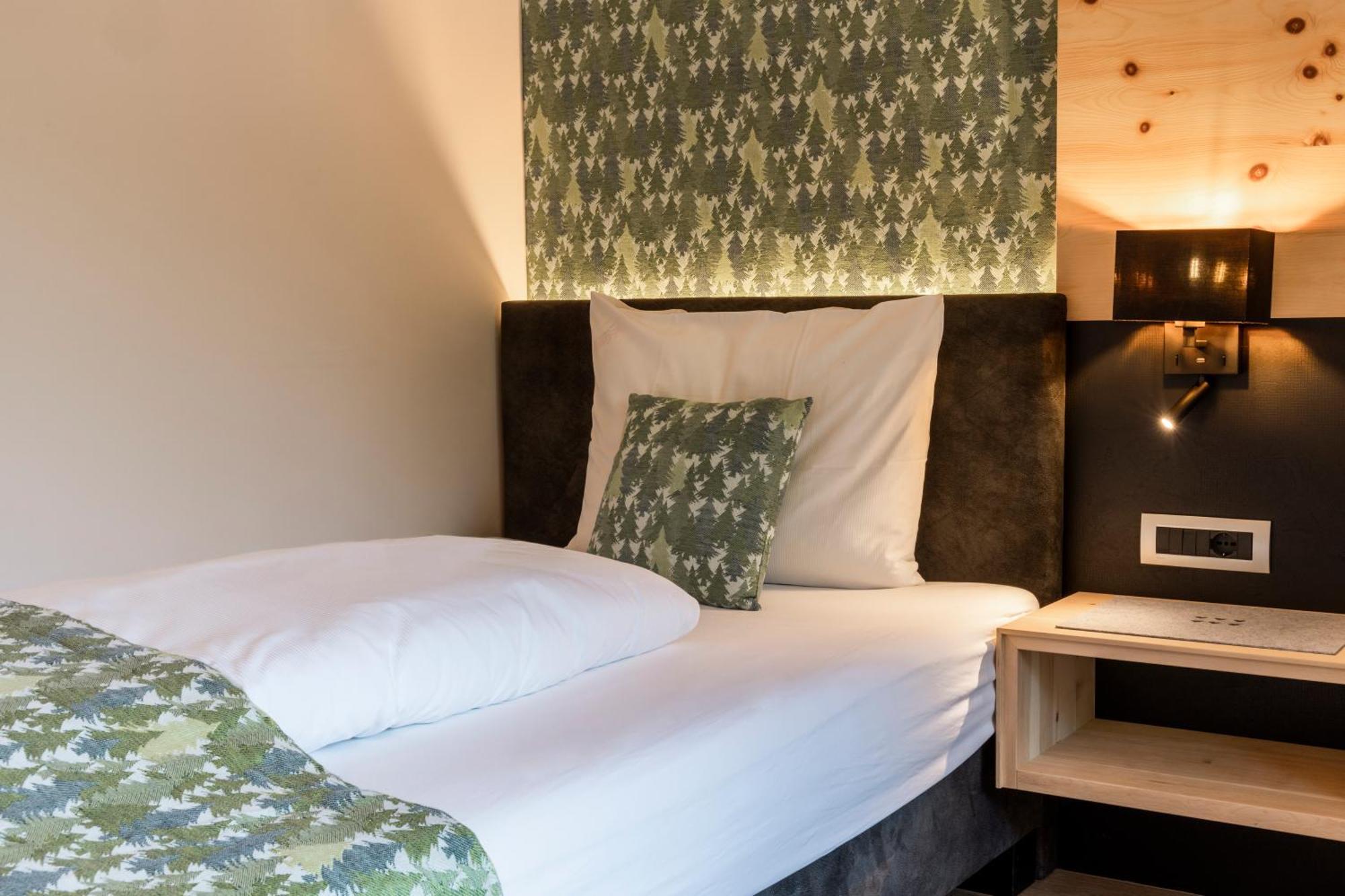 Cityhotel Goldener Adler B&B Chiusa Eksteriør bilde