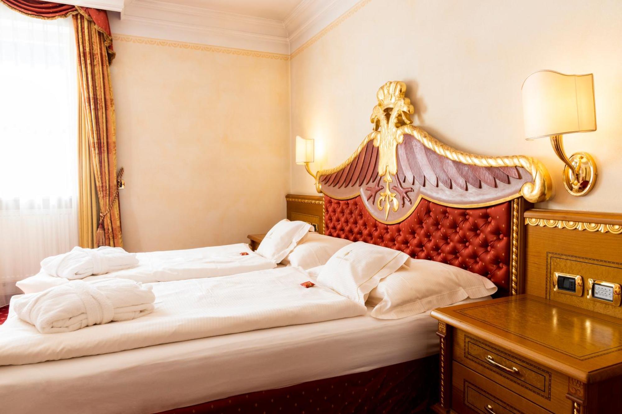 Cityhotel Goldener Adler B&B Chiusa Eksteriør bilde