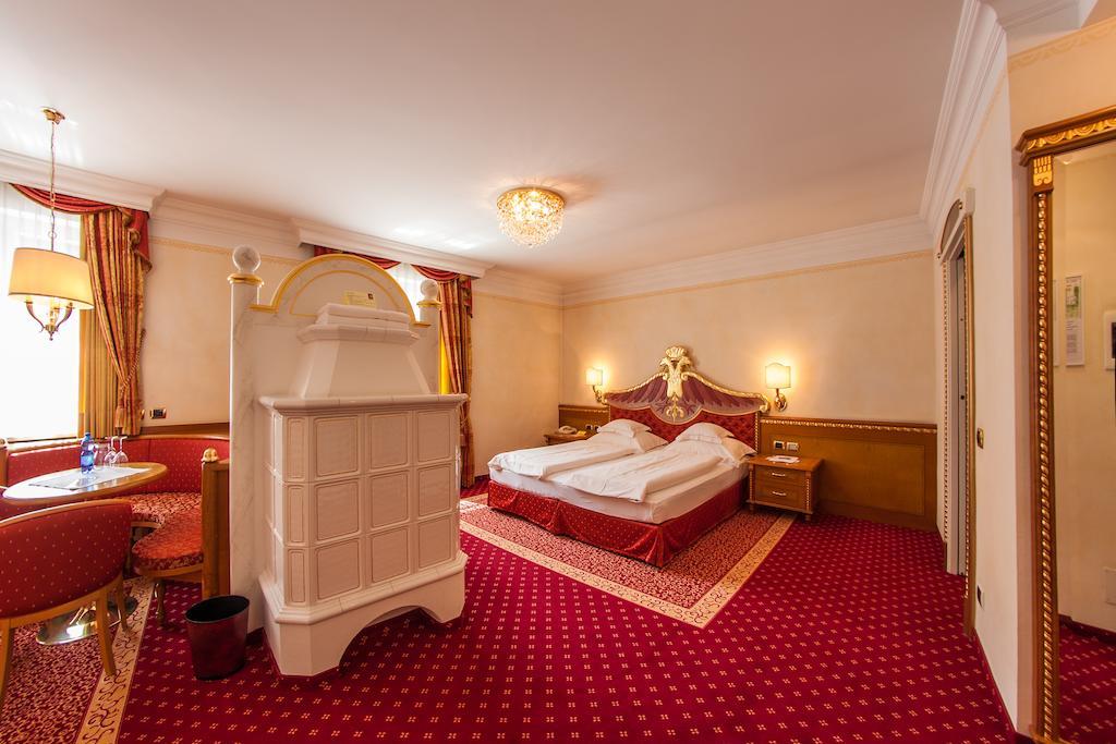 Cityhotel Goldener Adler B&B Chiusa Rom bilde